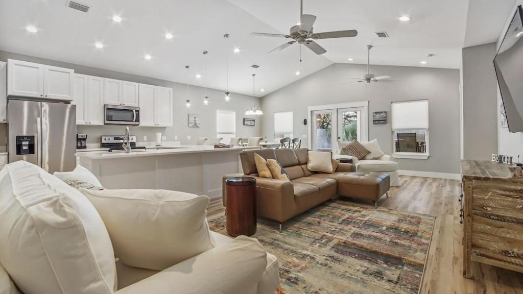 Gone Coastal Holiday home